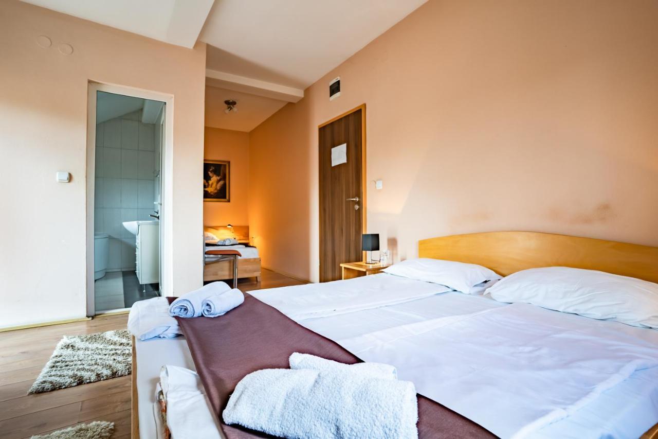 Garni Hotel Mali Predah Knjazevac Ngoại thất bức ảnh