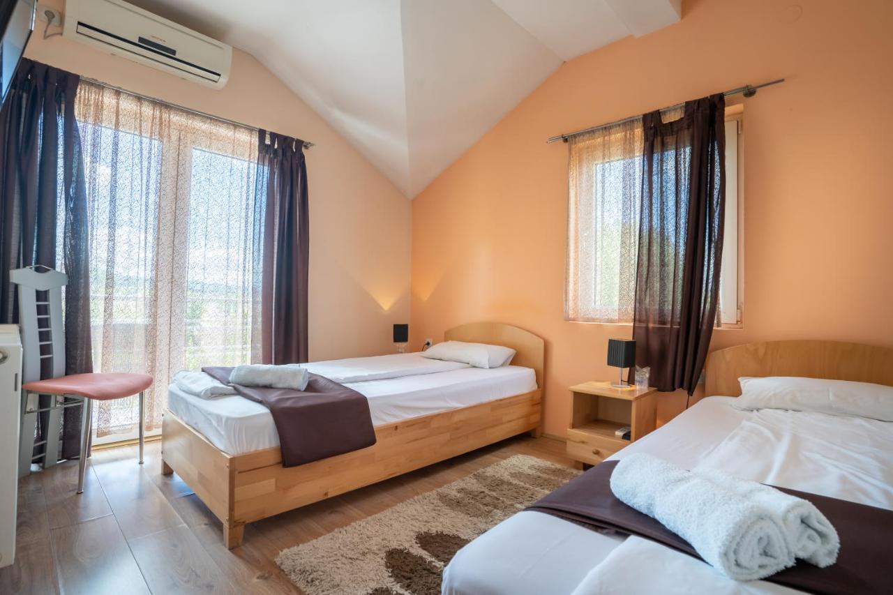 Garni Hotel Mali Predah Knjazevac Ngoại thất bức ảnh