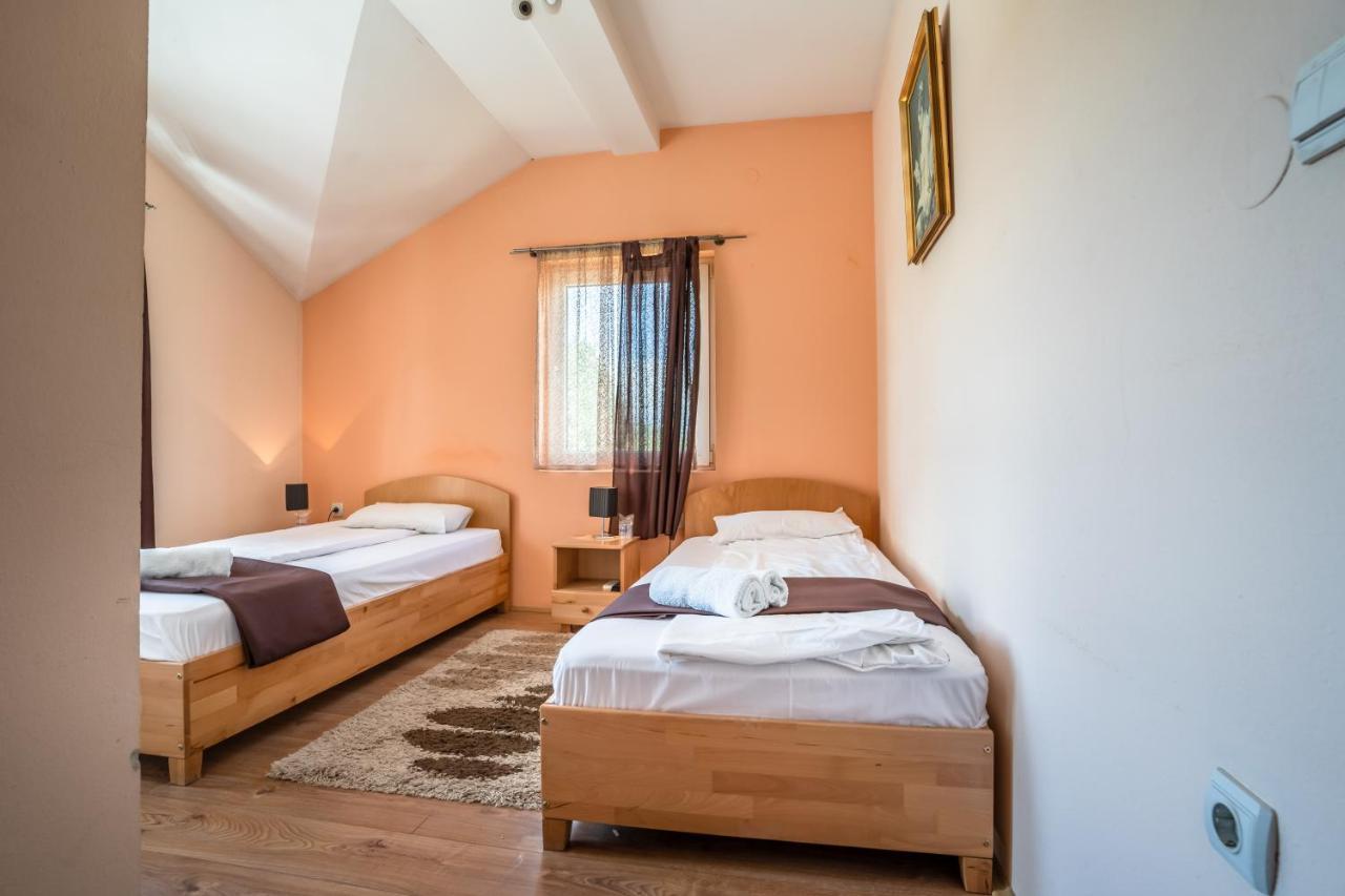 Garni Hotel Mali Predah Knjazevac Ngoại thất bức ảnh